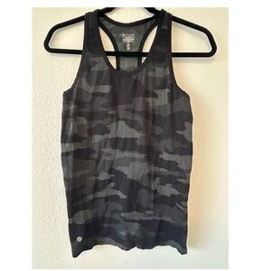 Athleta camo tank top size small